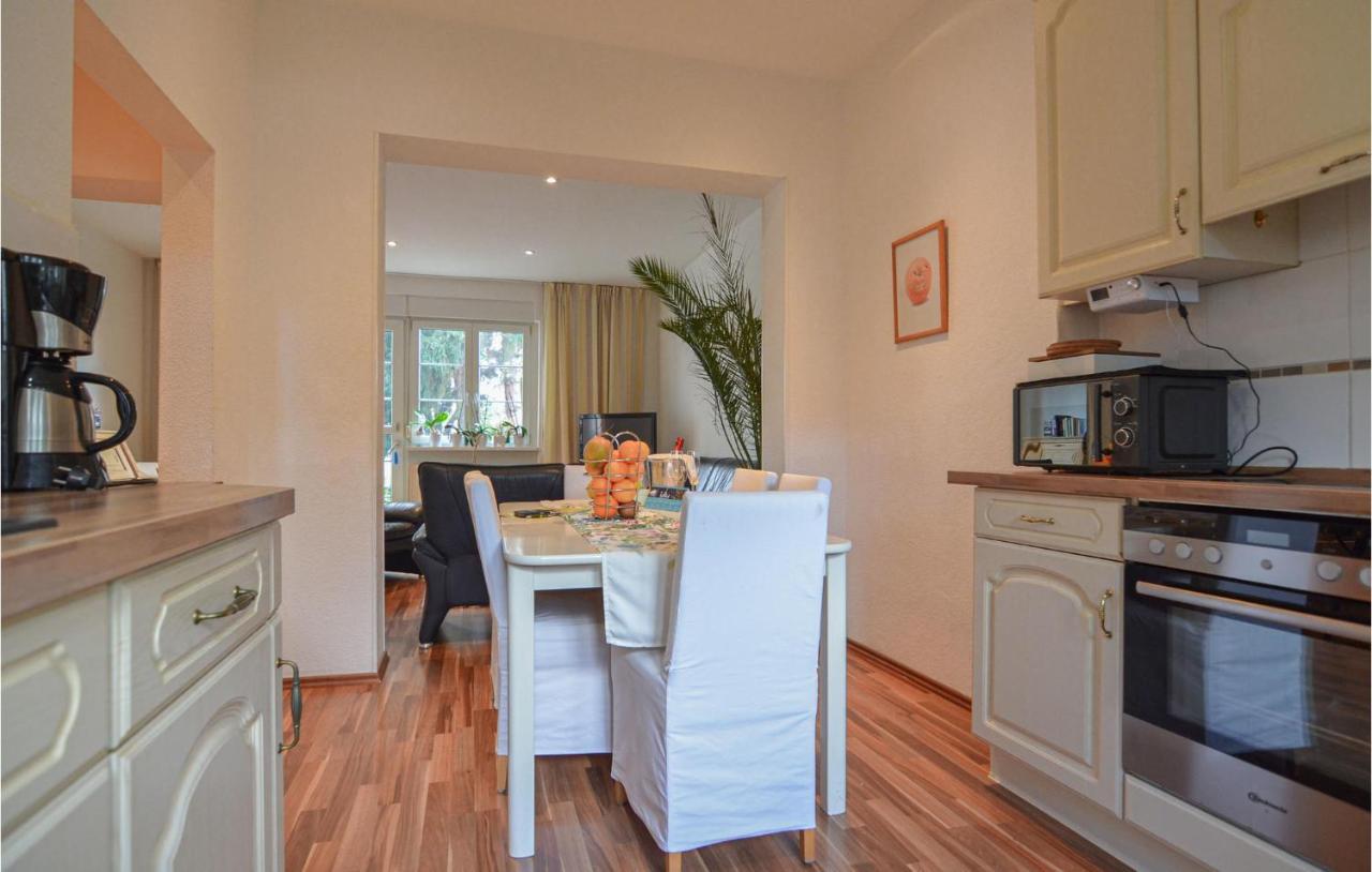 2 Bedroom Lovely Home In Berlin Exteriör bild